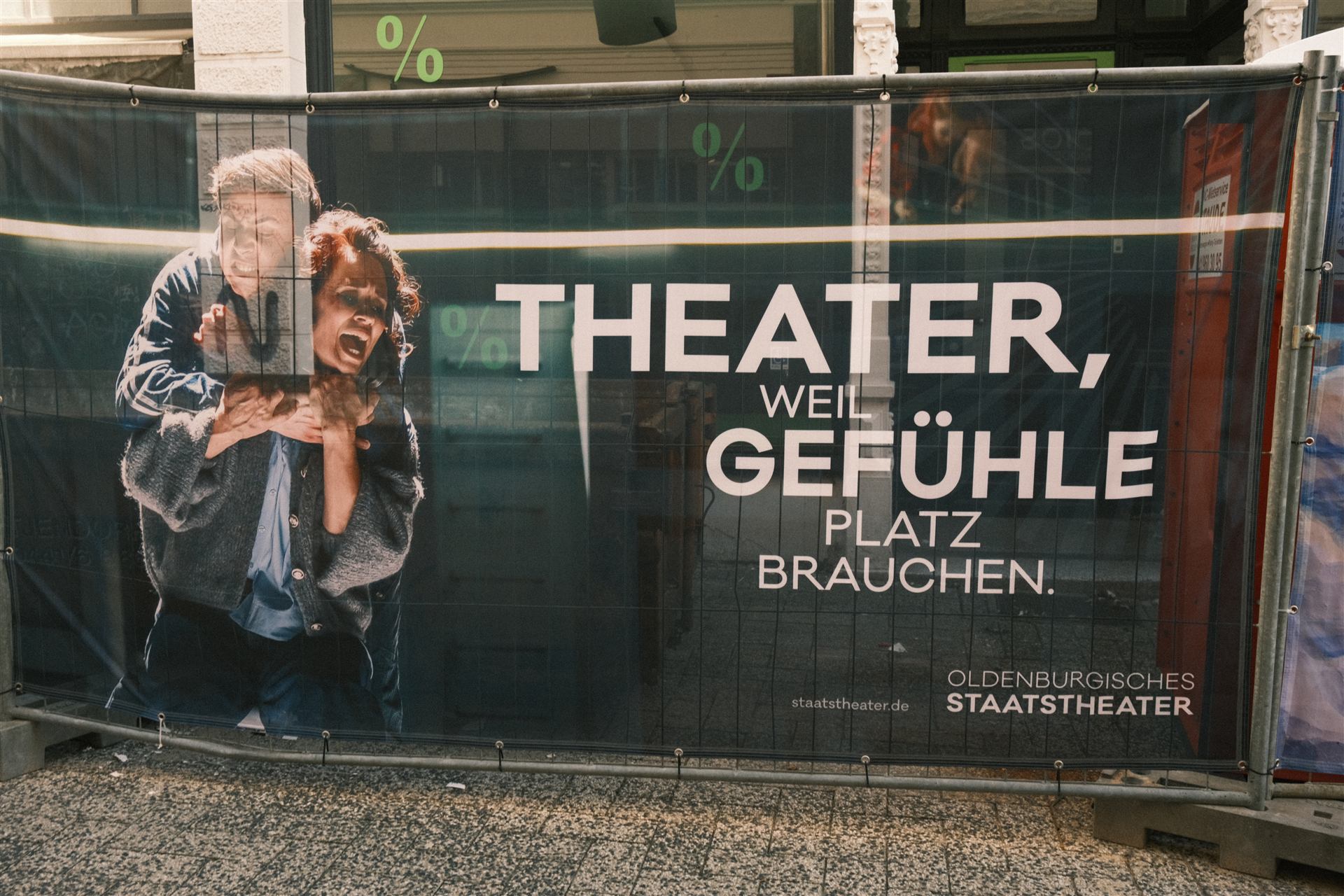 Oldenburgisches Staatstheater — Banner vor Ort